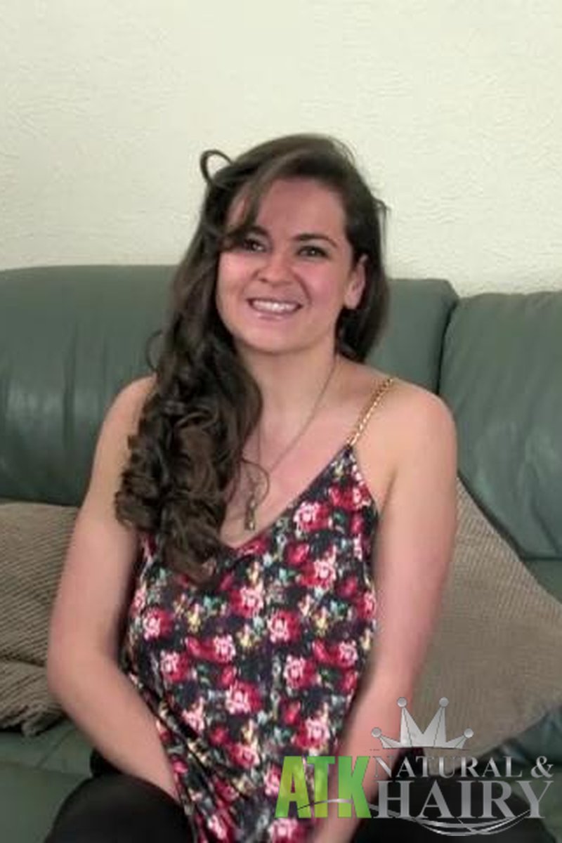 Amelia Cole - Interview - Screenshot 1 of 4 - Big Tits