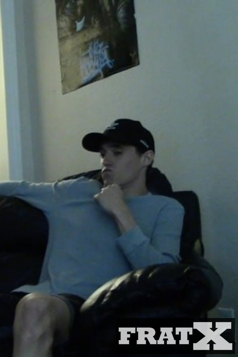 Crushing Ass - Screenshot 1 of 4 - College