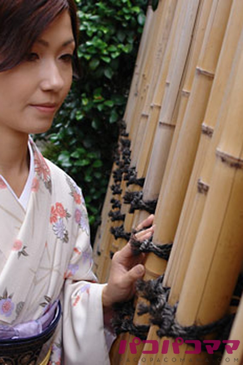 Yuko - Screenshot 1 of 4 - Amateur