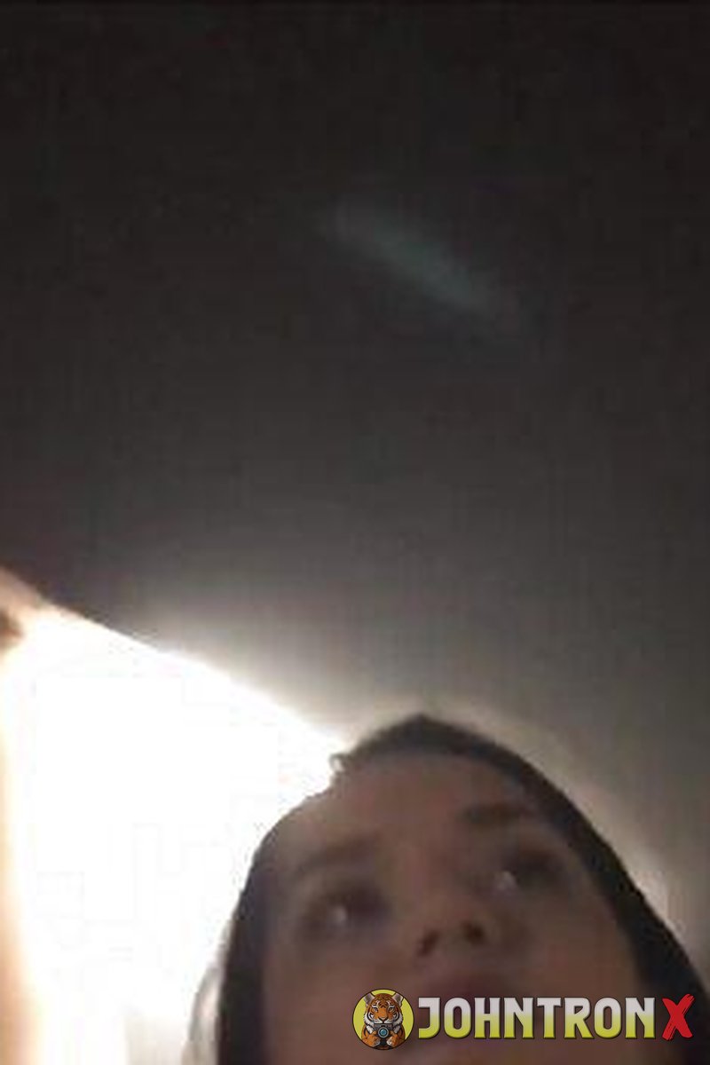 Aeda - Screenshot 1 of 4 - Blowjob