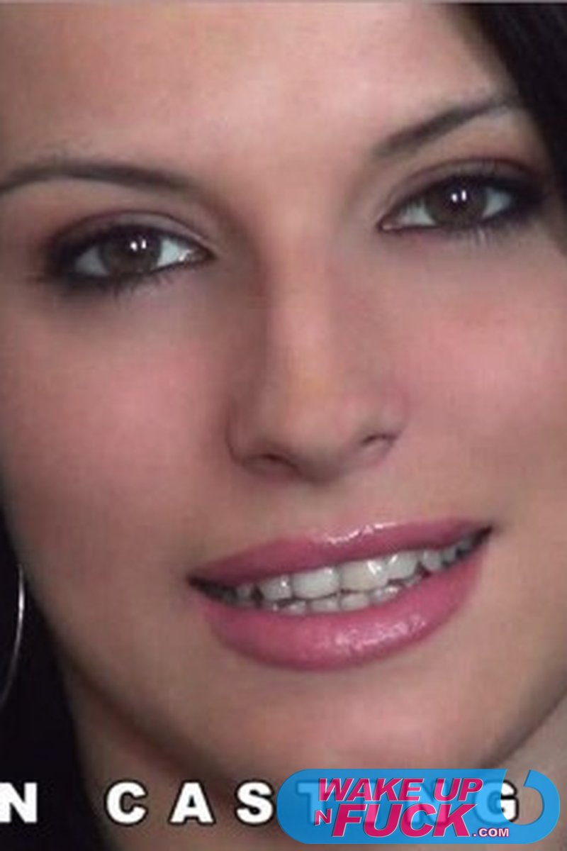 Victoria Daniels - WUNF 132 - Screenshot 1 of 4 - Adorable