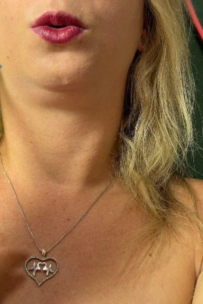 Smoke - Screenshot 1 of 4 - Cigar Fetish