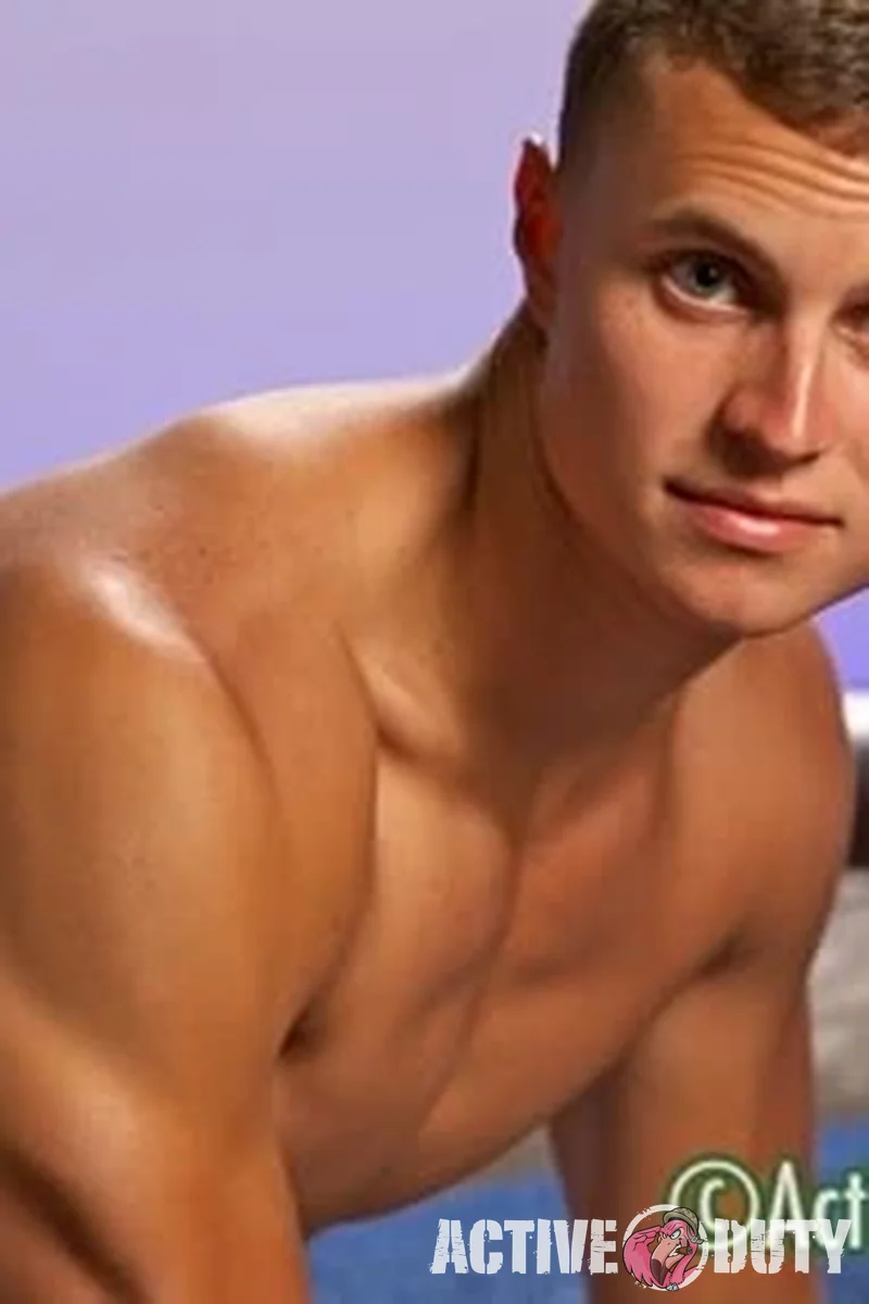 Sawyer - Screenshot 1 of 4 - Blond Hair
