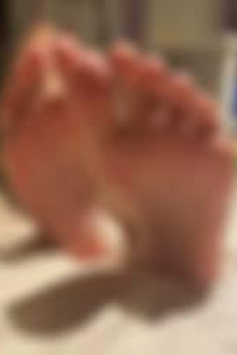 I Have The Perfect Soles, Don't I? - Screenshot 1 of 4 - Domination