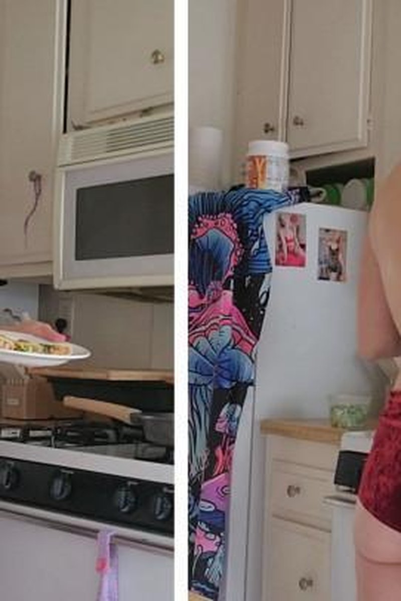 Topless Cooking - Screenshot 1 of 4 - Cookingnaked