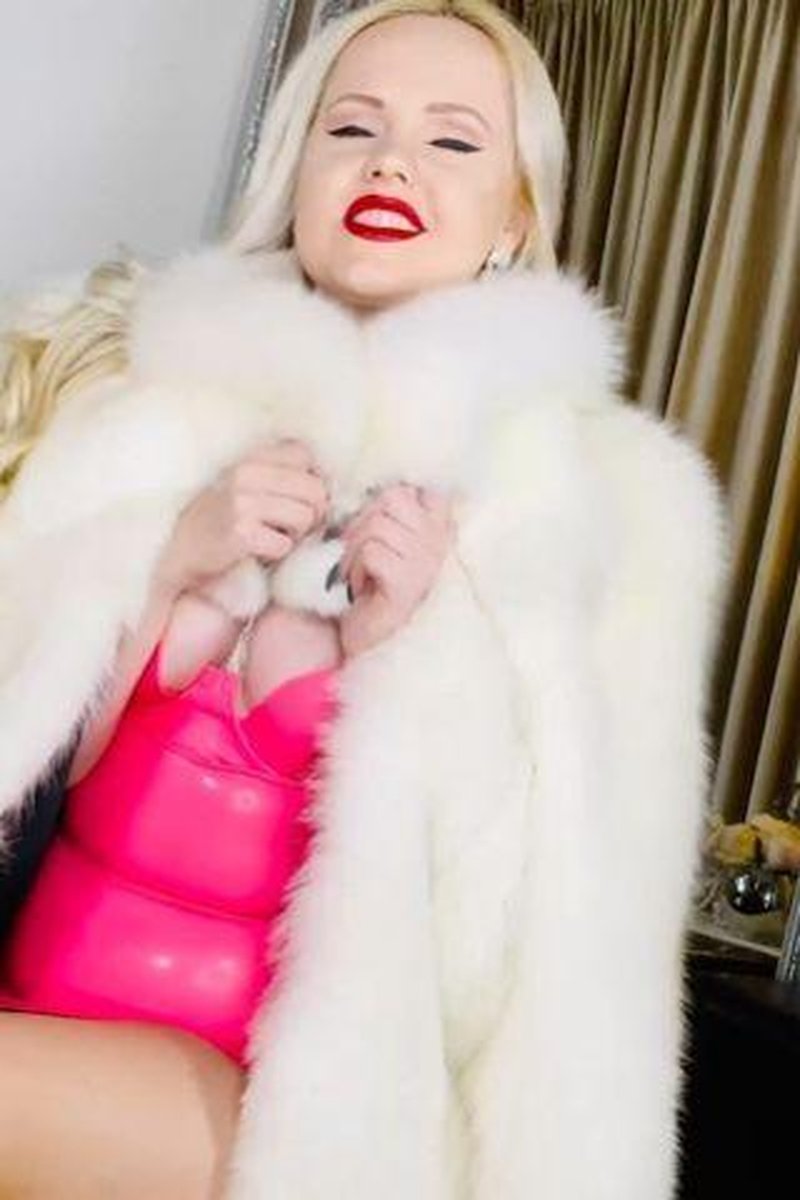 Fur Zone - Screenshot 1 of 4 - Cum Play