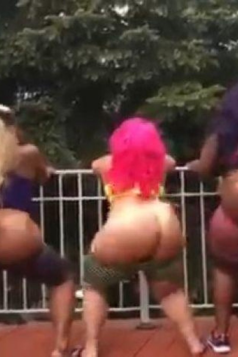 Booty Overload - Screenshot 1 of 4 - Ass Fetish