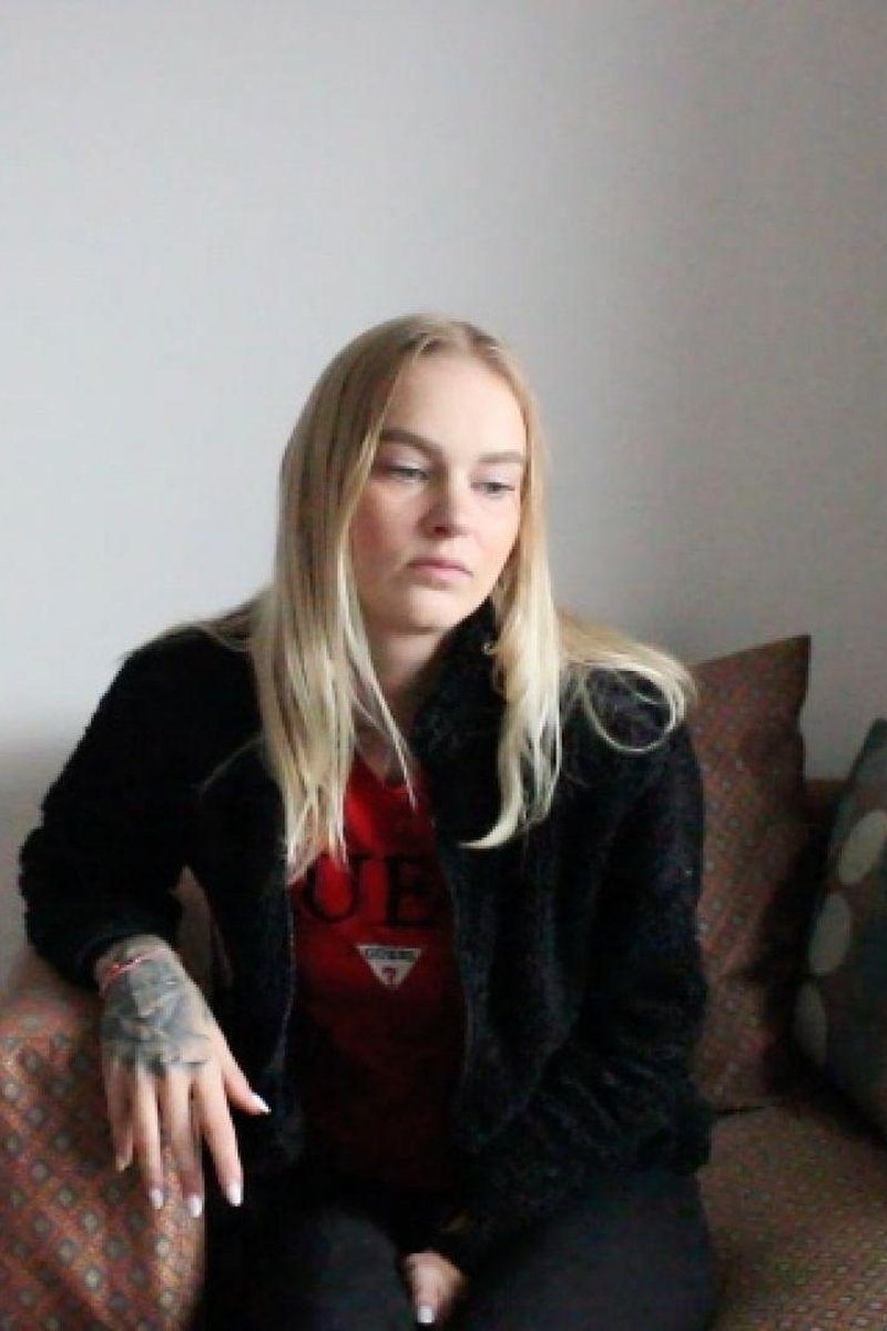 Ariela - Screenshot 1 of 4 - Blonde Hair (Female)