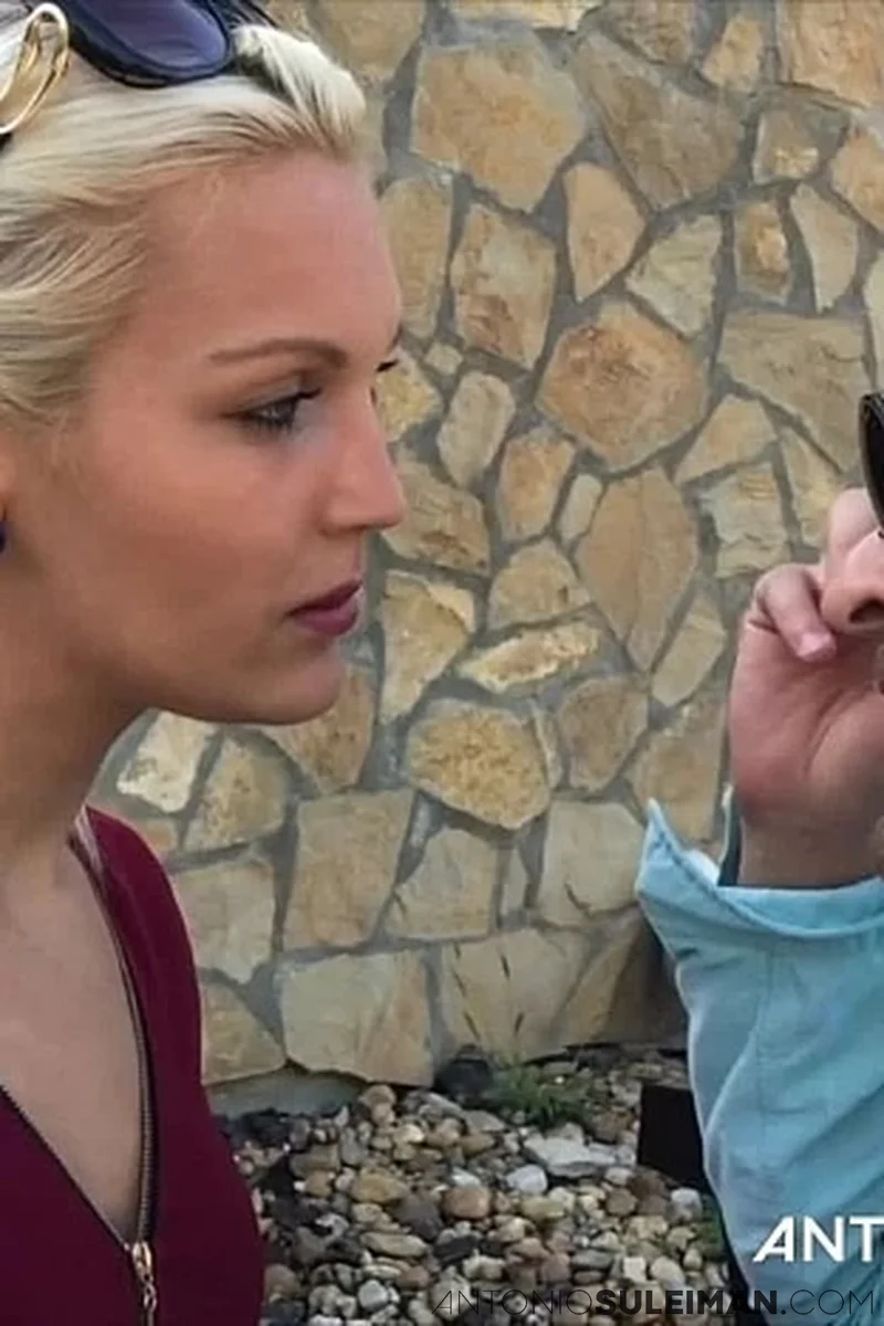 The Blond - Screenshot 1 of 4 - Cecilia Scott
