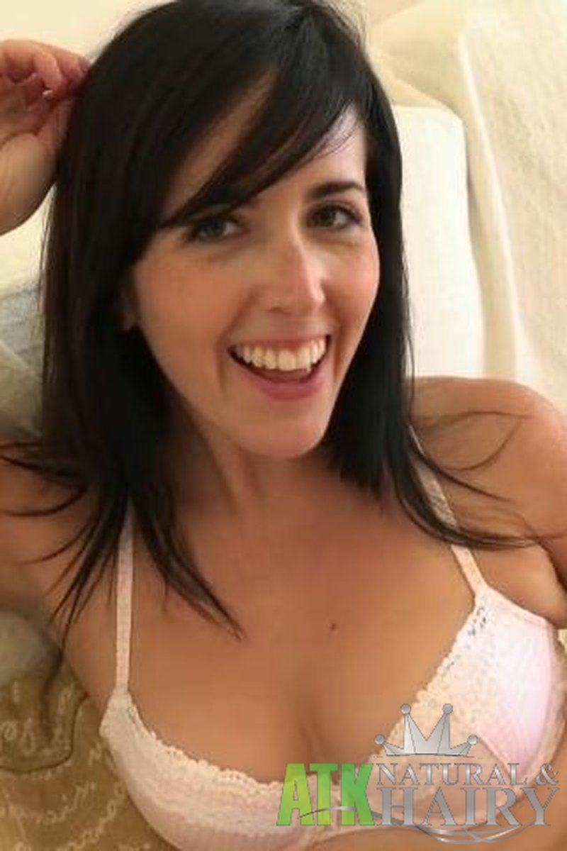 Dixie Comet - Interview - Screenshot 1 of 4 - Caucasian