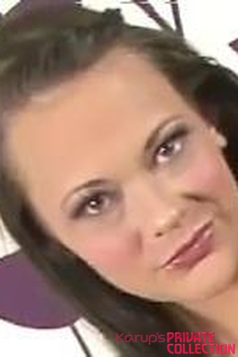 Sandy - Screenshot 1 of 4 - Sandy Ambrosia