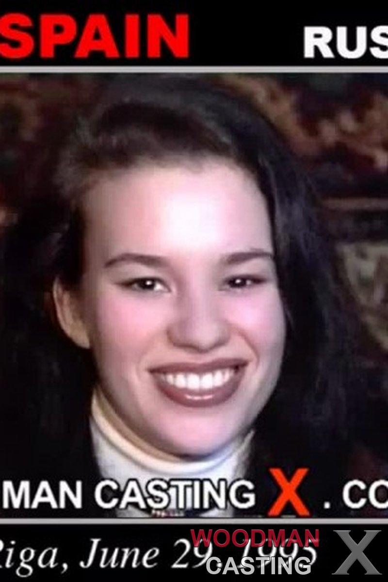 Julia Spain Casting - Screenshot 1 of 4 - Blowjob