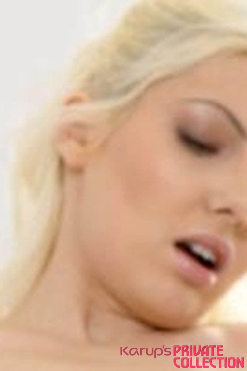 Blond Angel - Screenshot 1 of 4