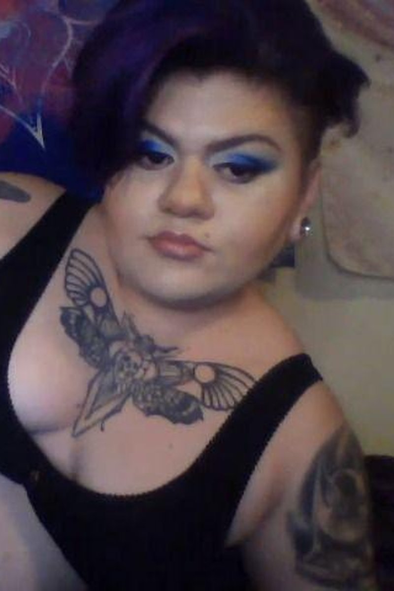 Admire Me - Screenshot 1 of 4 - BBW