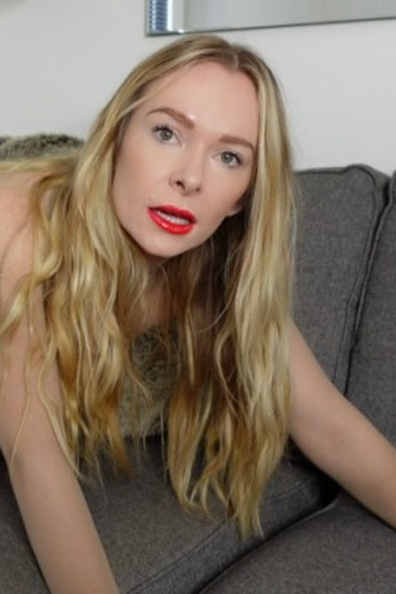 Job Interview - Bodystocking - Screenshot 1 of 4 - Bodystocking