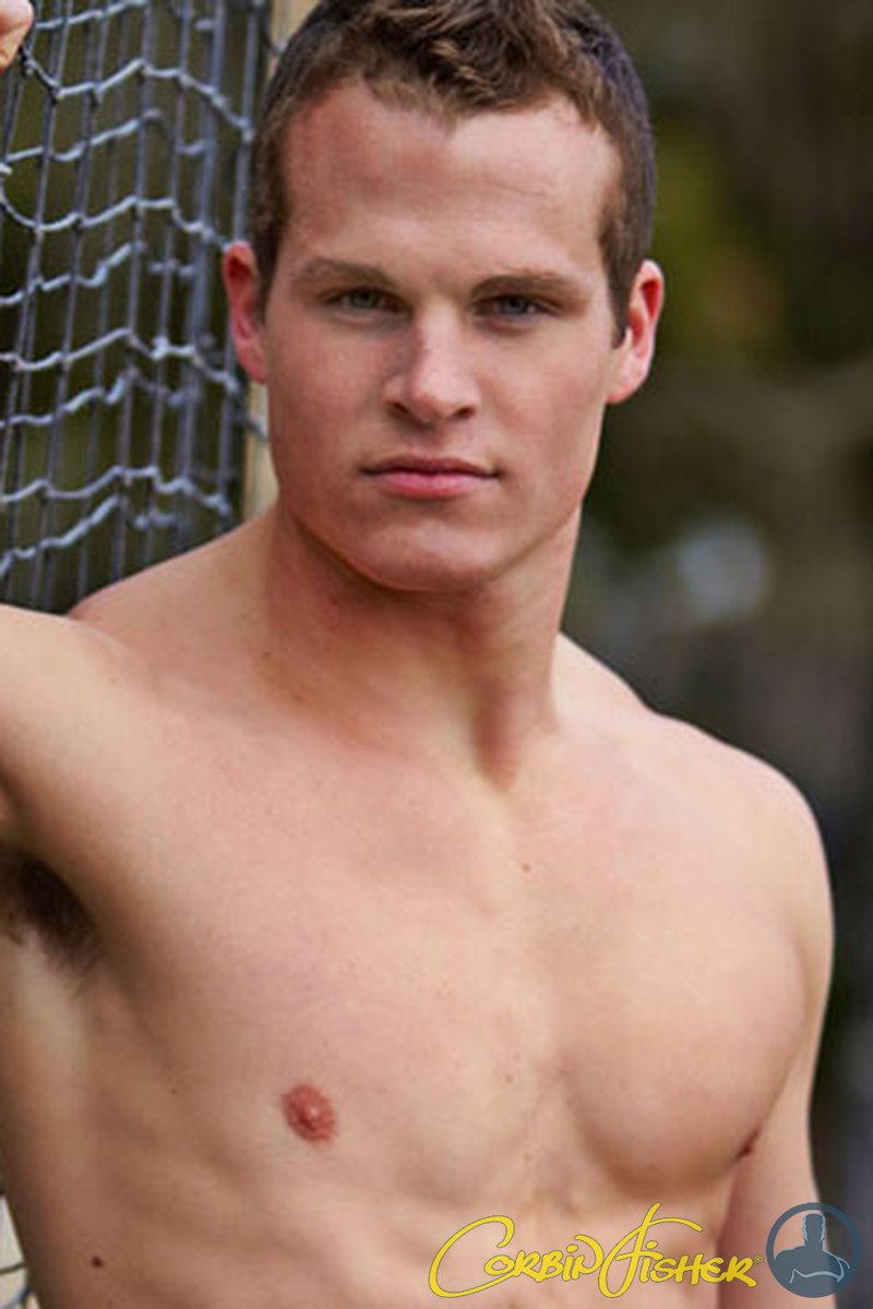 Liam & Chloe - Screenshot 1 of 4 - Liam