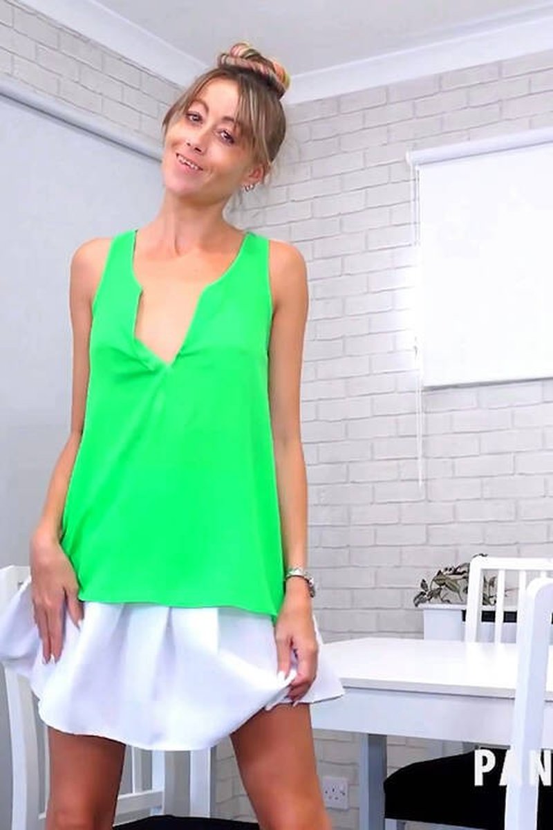 Jen Bailey - Screenshot 1 of 4 - Blond Hair