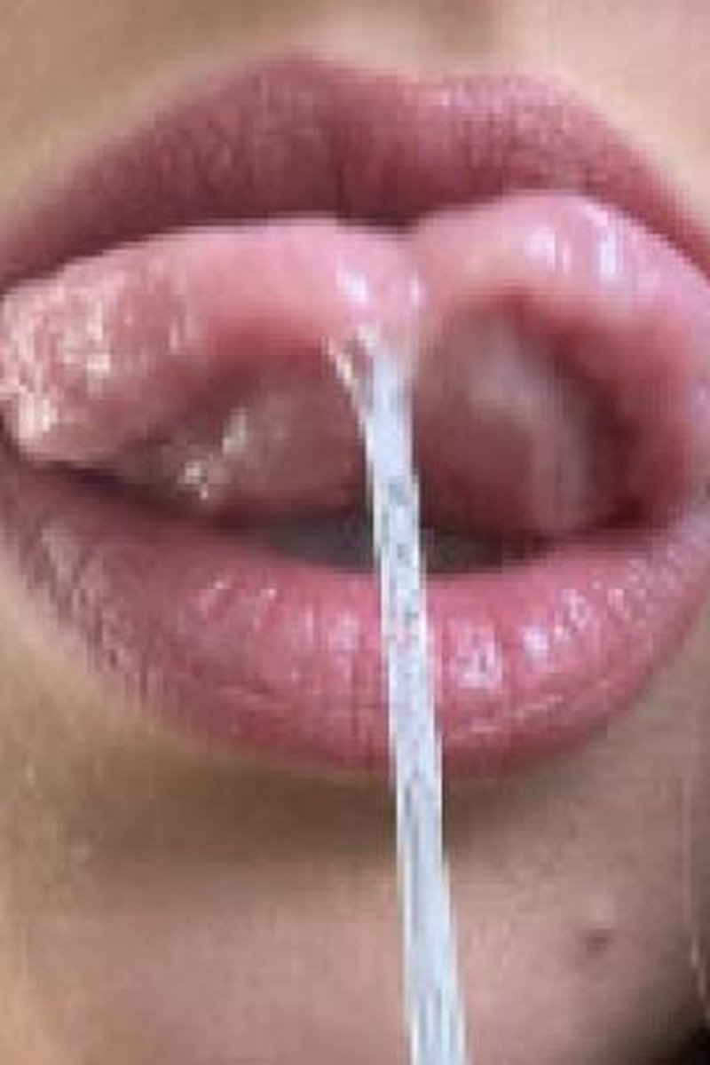 Lets Makeout - Screenshot 1 of 4 - Big Tits