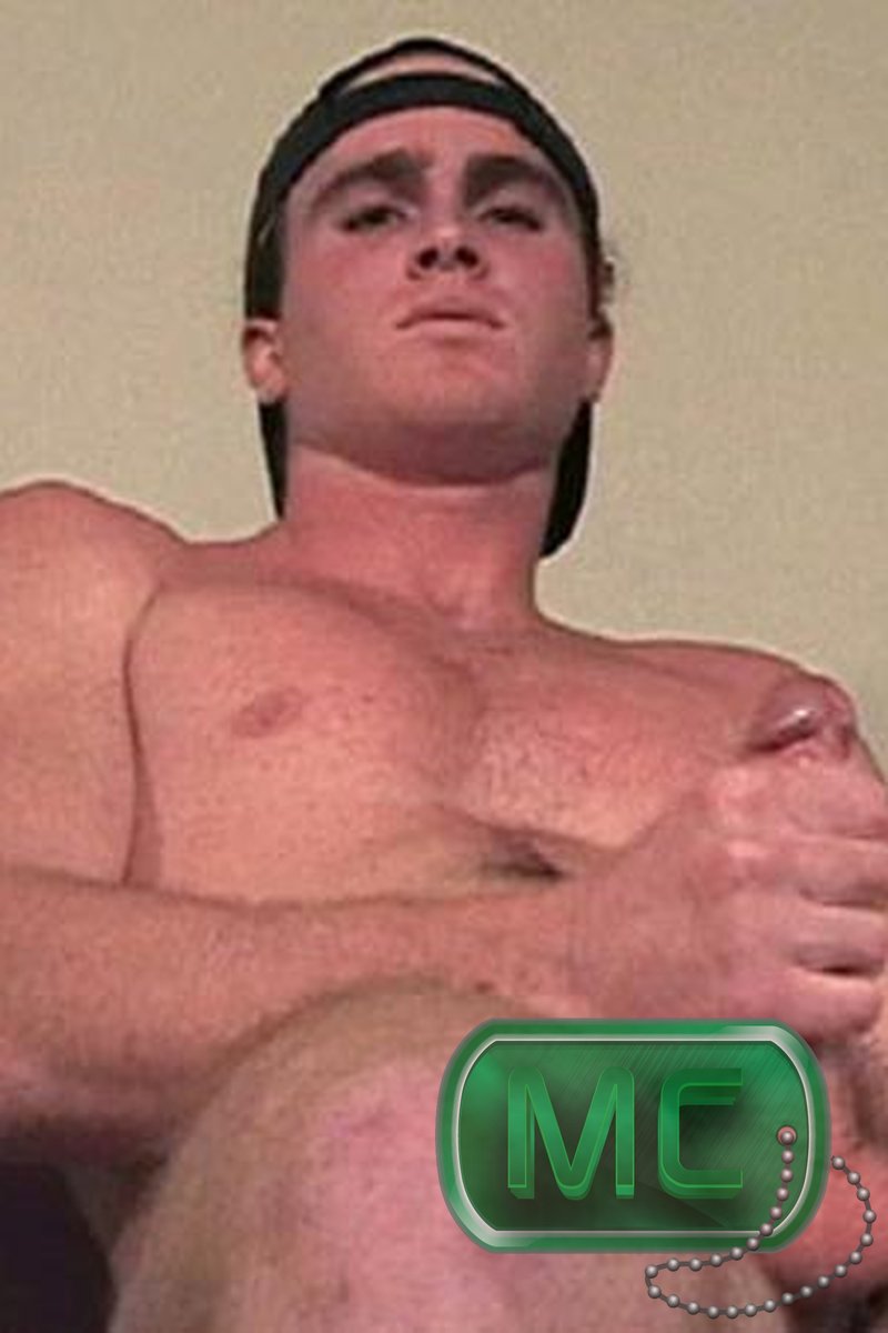 Todd / Solo - Screenshot 1 of 4 - Gay