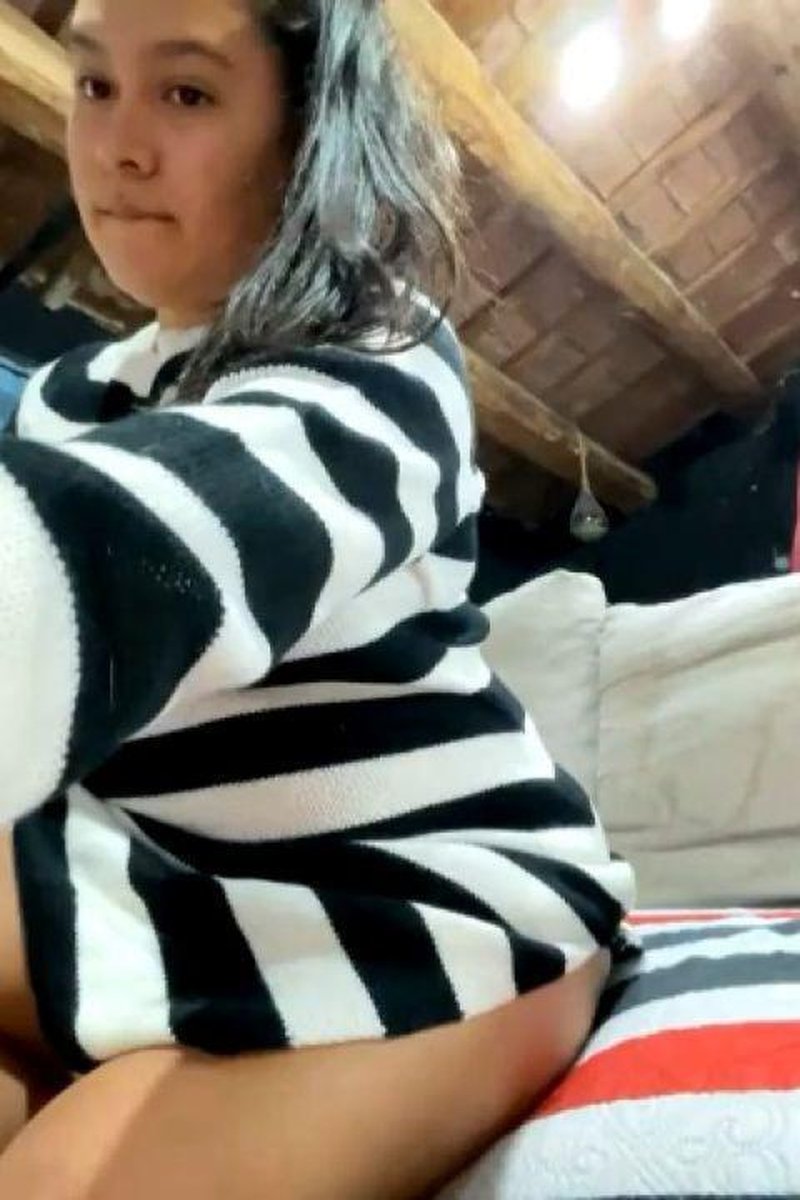Video Dos - Screenshot 1 of 4 - Dress