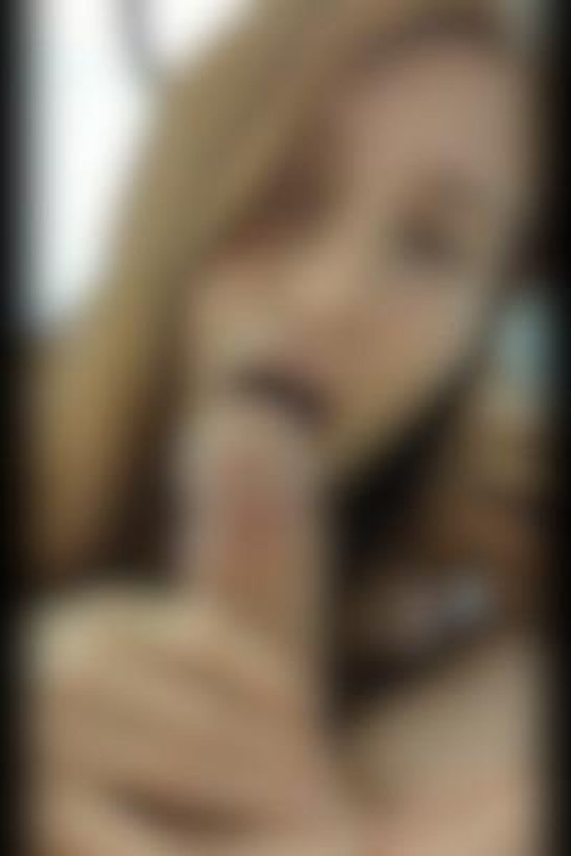 Redhead Blowjob Facial - Screenshot 1 of 4 - Blowjob