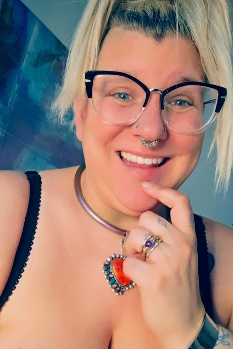 Egg-Sellent Orgasm - Screenshot 1 of 4 - BBW