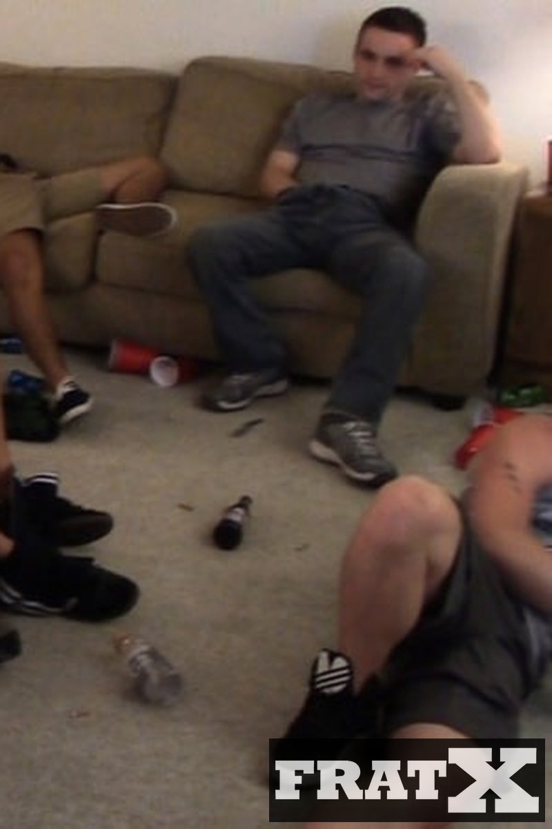 Sweet Danny Boy - Screenshot 1 of 4 - College