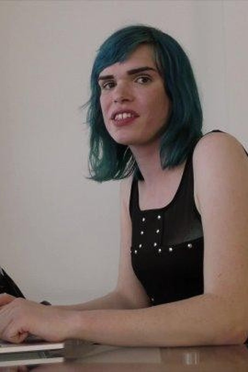 Cyn Savage - Screenshot 1 of 4 - Brown Hair