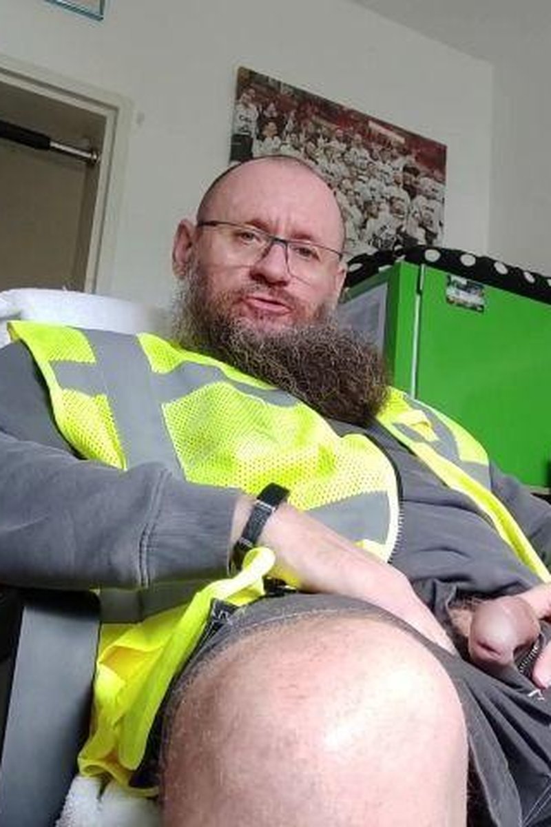 After Work Party - Screenshot 1 of 4 - Beards