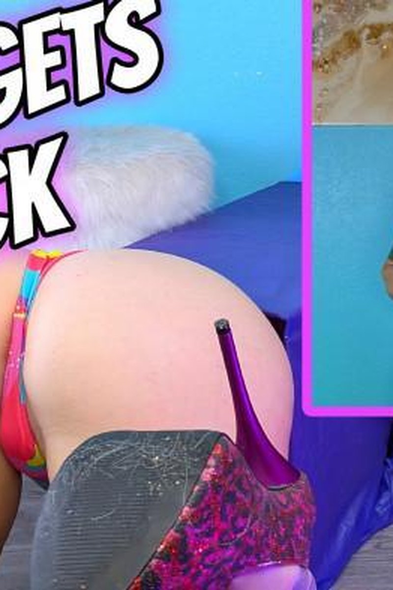 Barbie Gets Stuck - Screenshot 1 of 4 - Ass Worship
