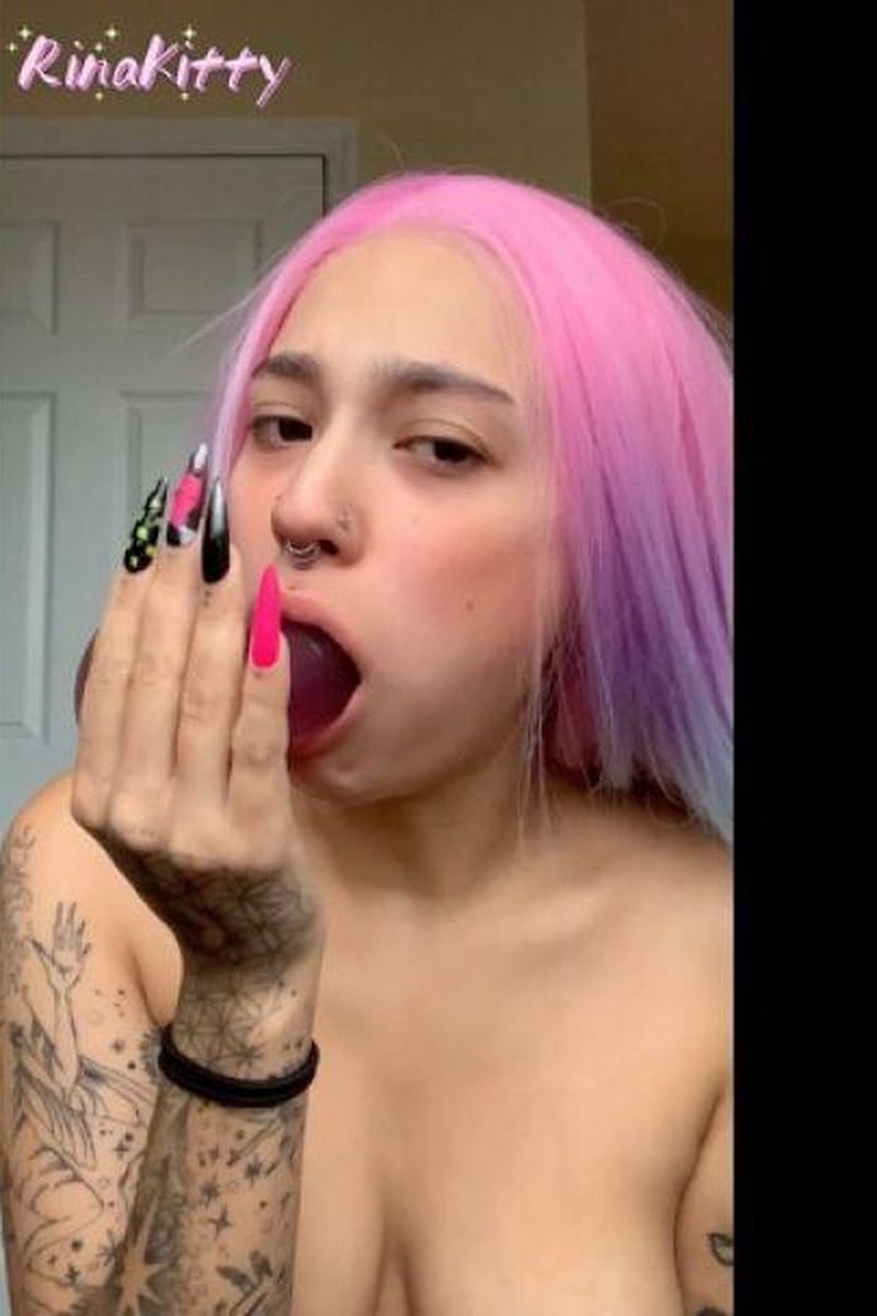 Throat Training - Screenshot 1 of 4 - Deepthroat