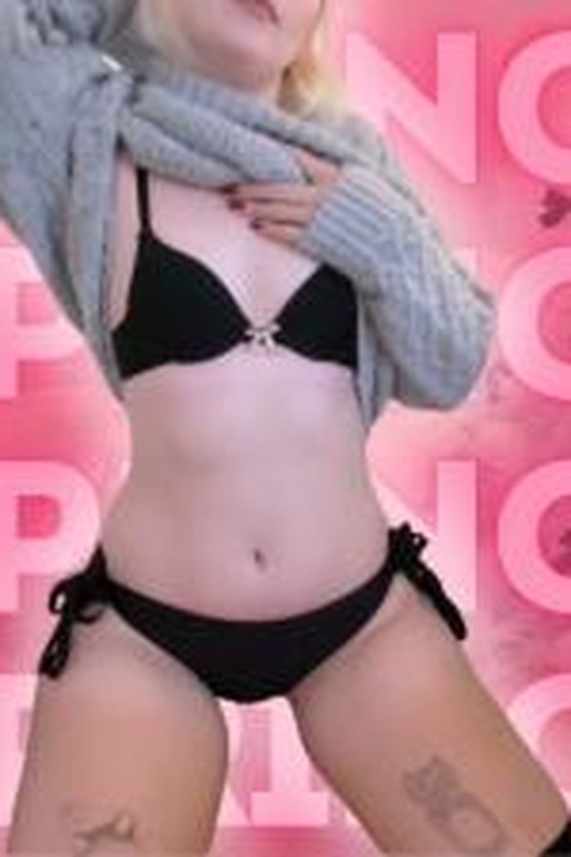 JOI Princess - Screenshot 1 of 4 - Bitch