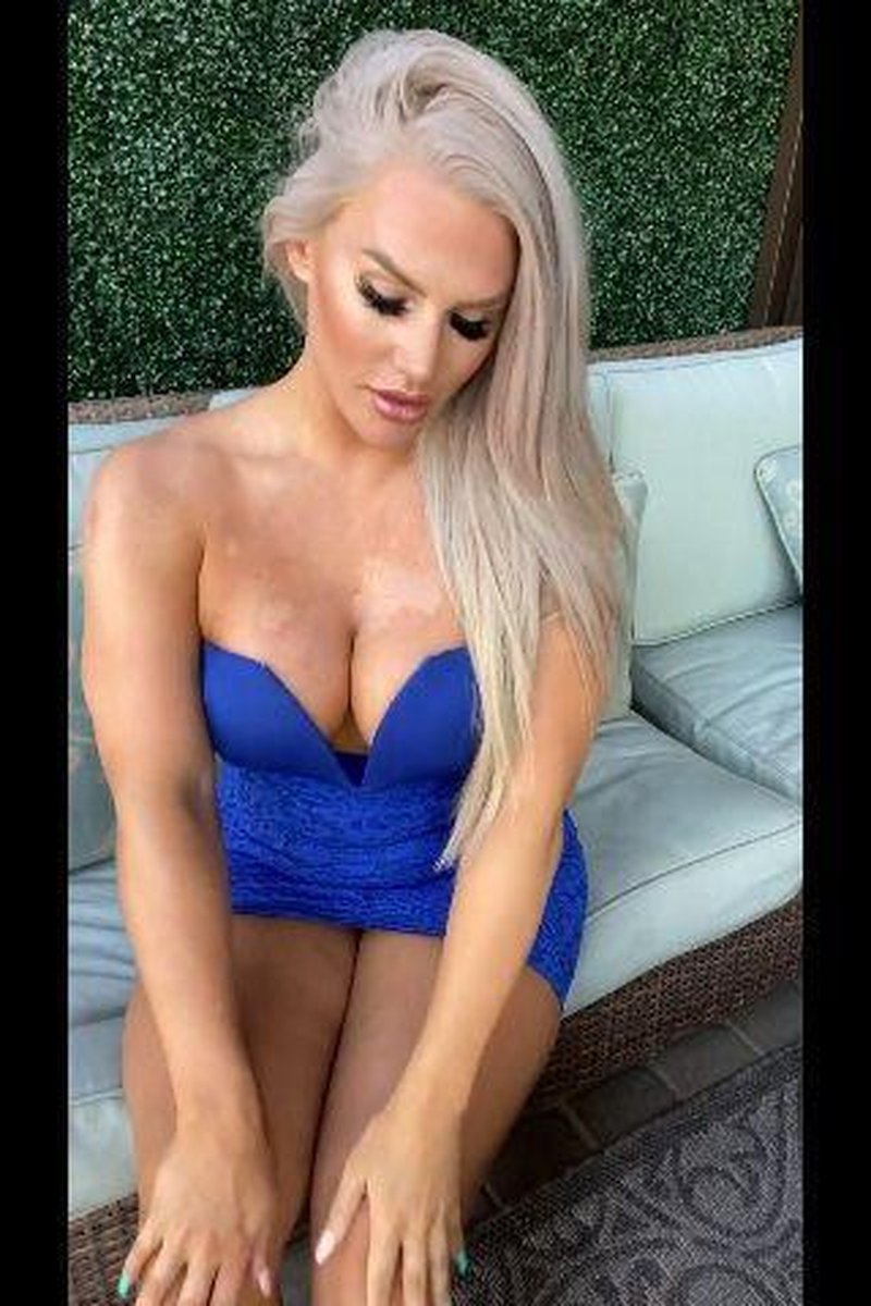 Outside Squirt - Screenshot 1 of 4 - All Sex