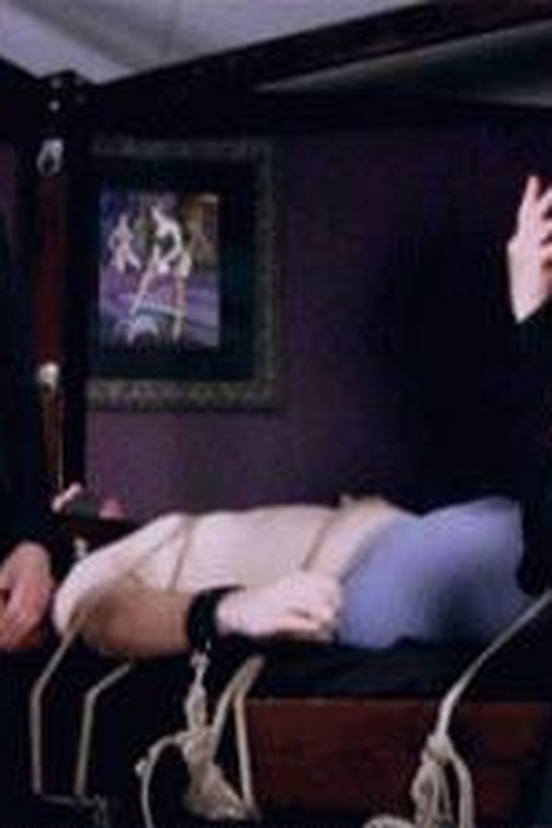 Face Sitting Service - Screenshot 1 of 4 - Bondage