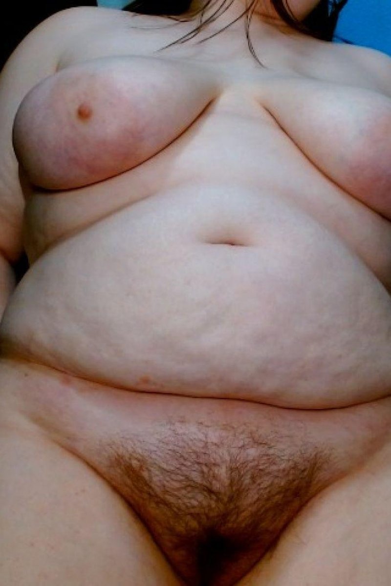 View From Below 2 - Screenshot 1 of 4 - BBW
