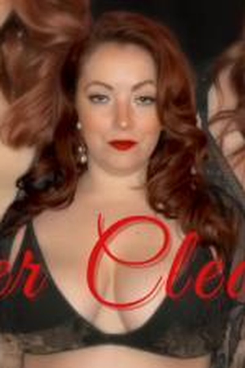 Her Cleavage - Screenshot 1 of 4 - BBW