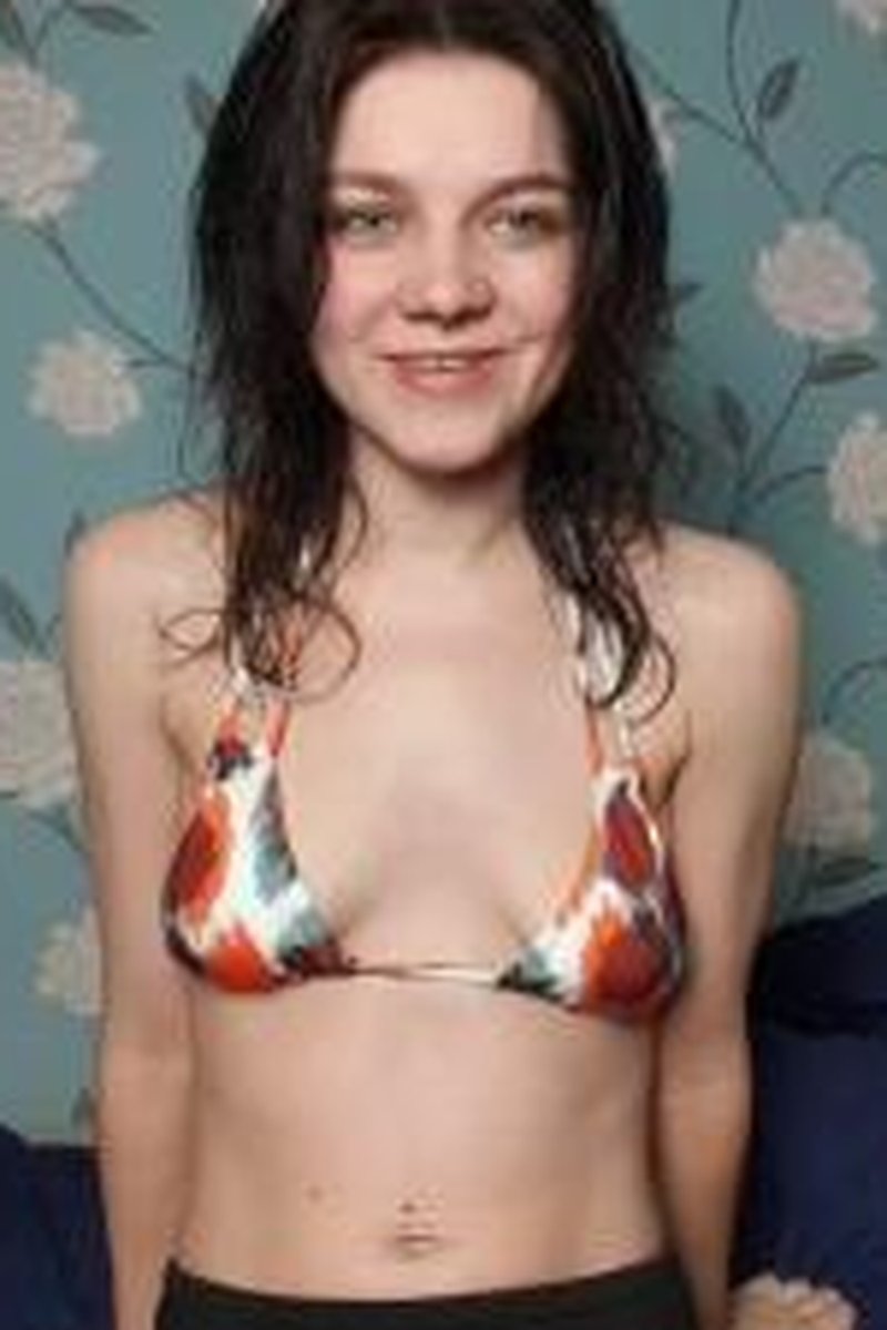 Bikini JOI - Screenshot 1 of 4 - Accents