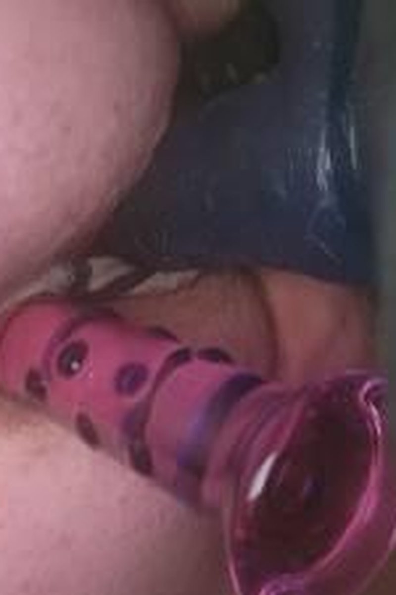 Double Penetration - Screenshot 1 of 4 - Anal Masturbation