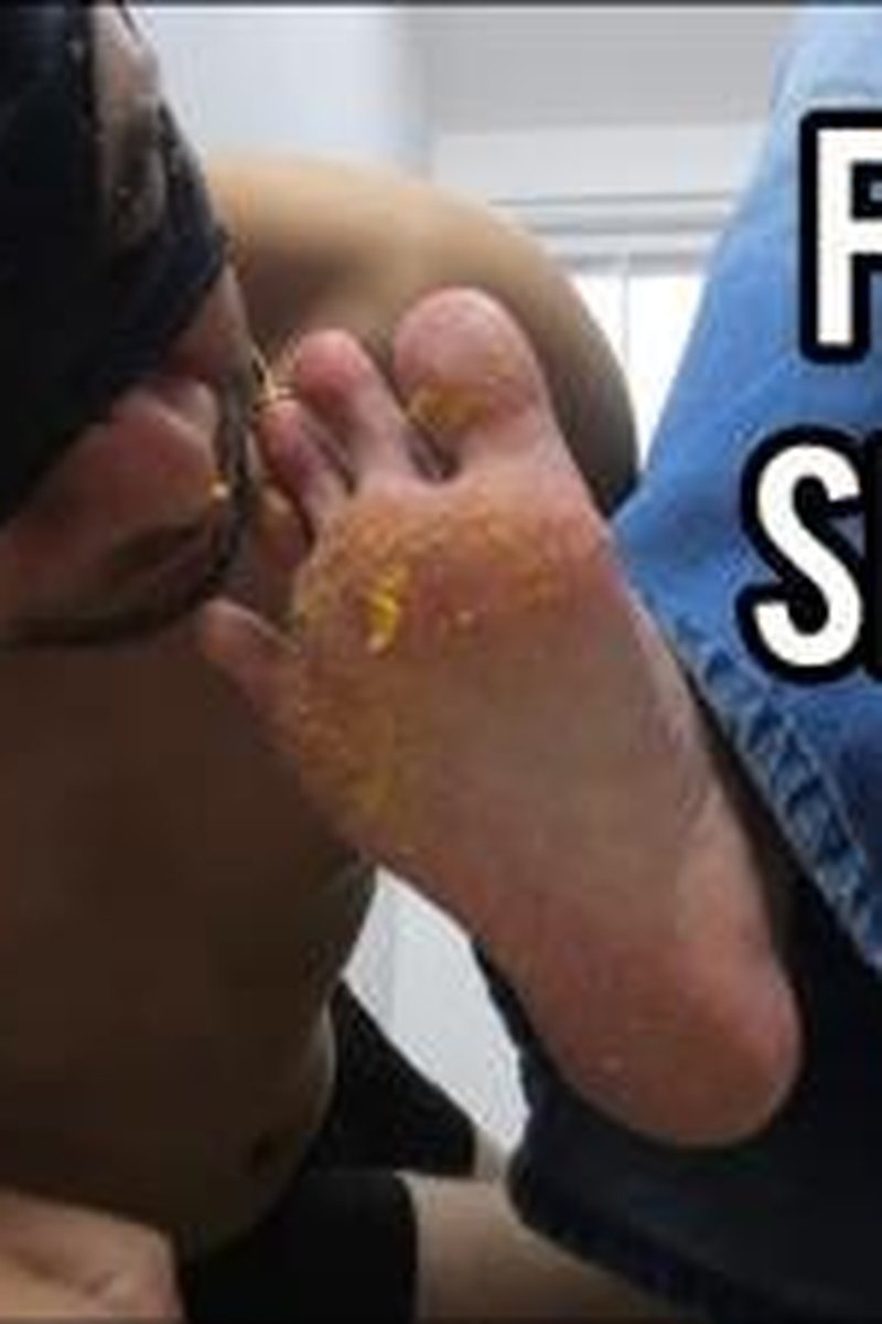 Crushed Snack Feast For Hungry Foot Slave- 1080p - Screenshot 1 of 4 - Domination