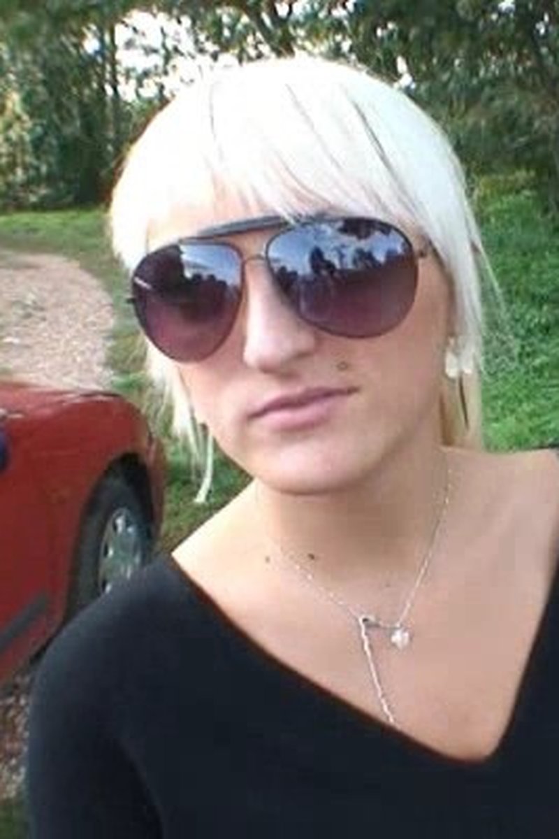 Simona - Screenshot 1 of 4 - European