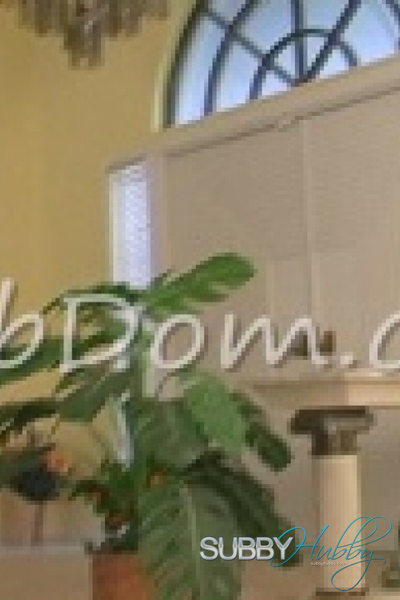 Desperate Cuck - Screenshot 1 of 4 - Cuckolding