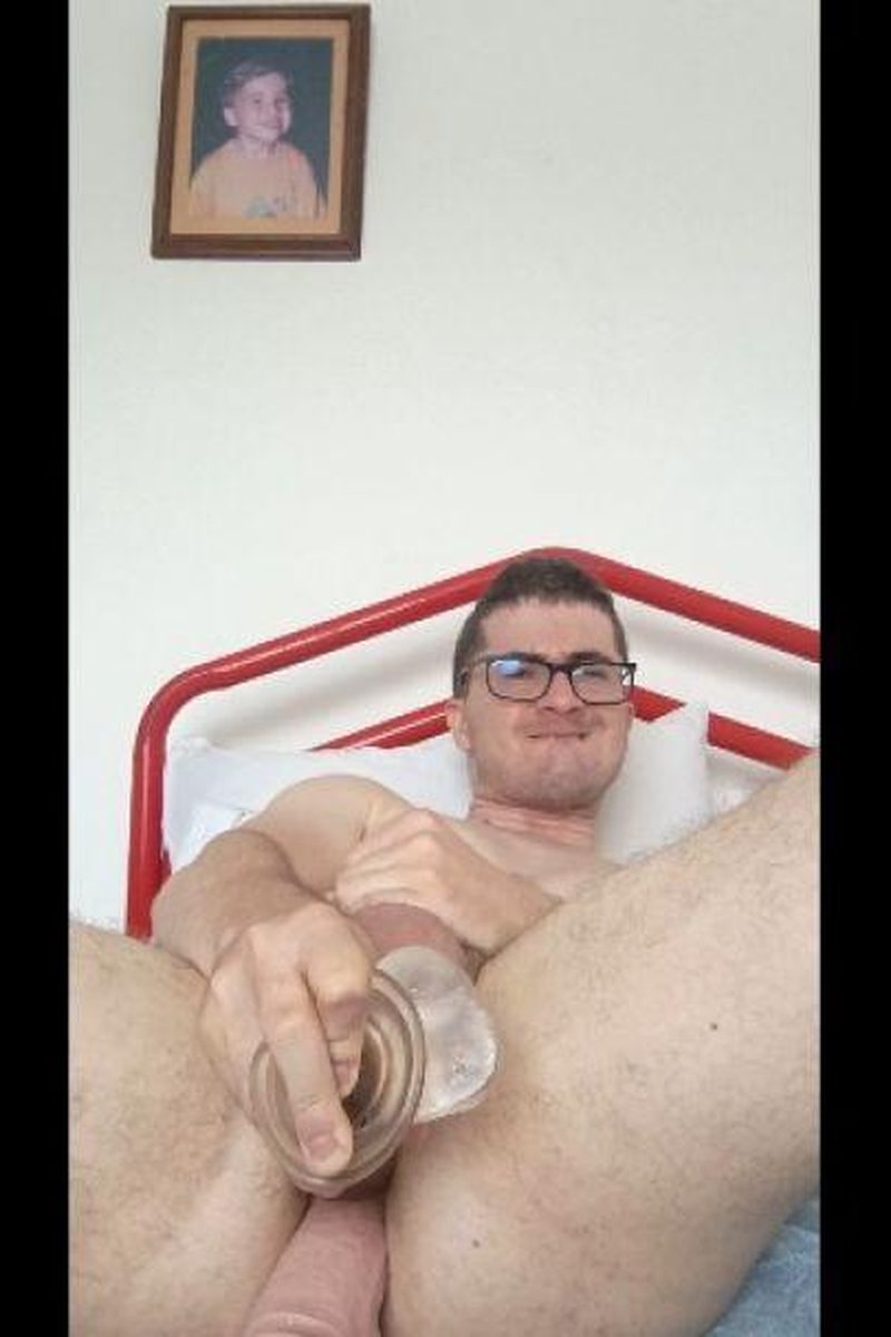 Double Penetration - Screenshot 1 of 4 - Deepthroat