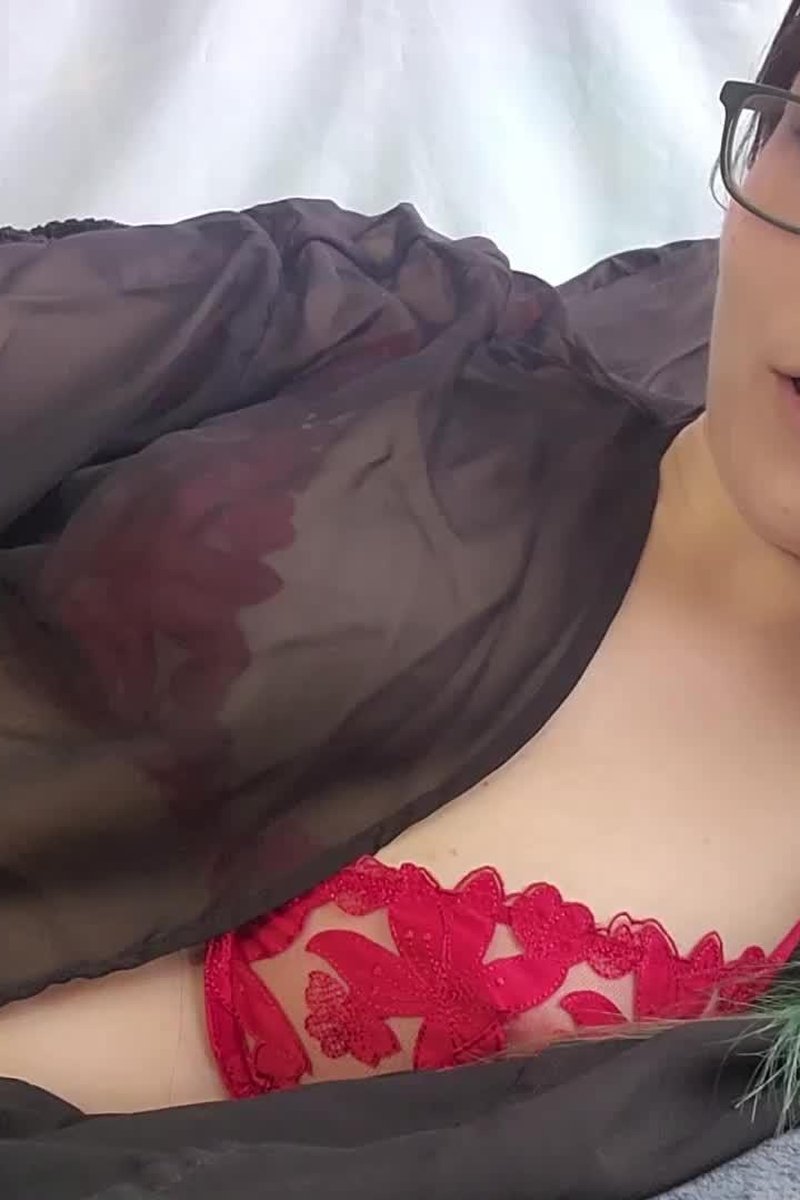 Counting Down From 10 - Screenshot 1 of 4 - Bra