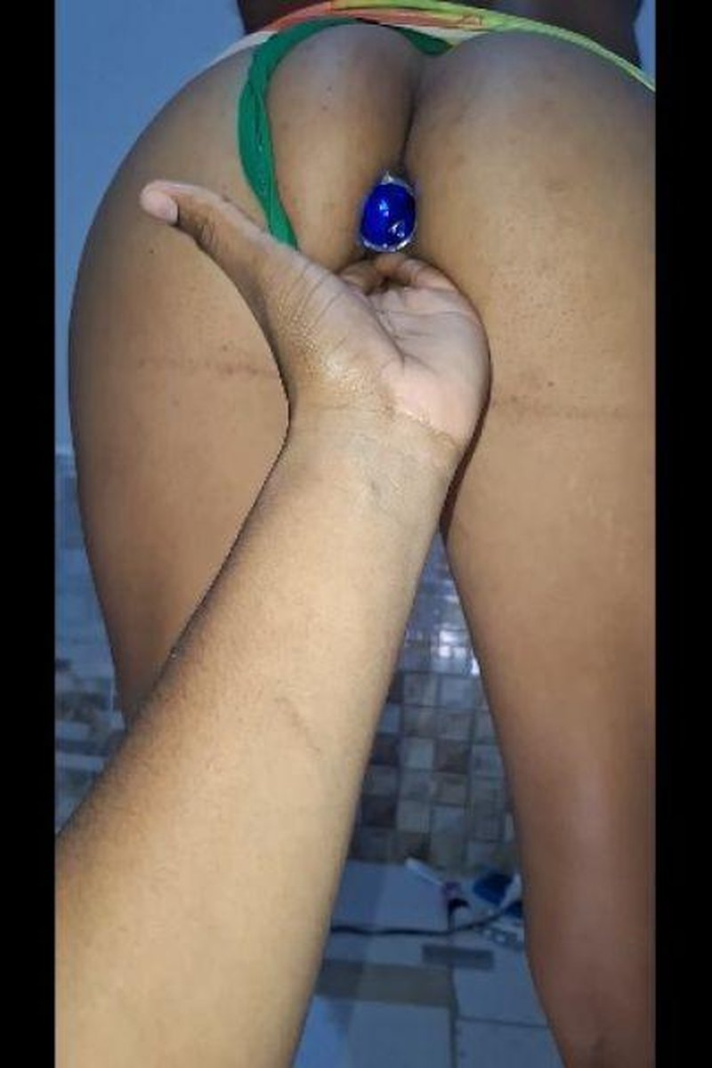 Fisting And Butt Plug - Screenshot 1 of 4 - Ass Fetish