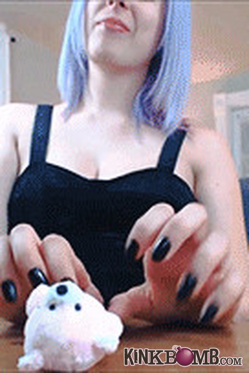 Princess Kelly Sunshine: Soothing Nail Tapping - Screenshot 1 of 4