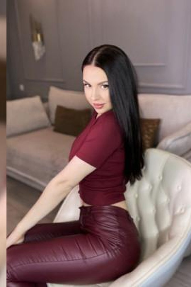 Join Me Live - Screenshot 1 of 4 - Babes