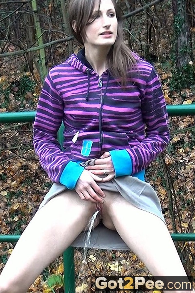 Longest Stream - Screenshot 1 of 4 - On Grass