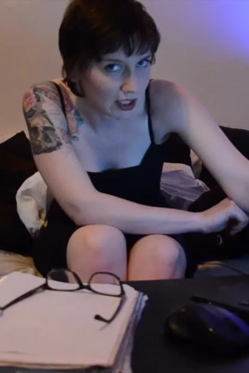 Co-Worker Mind Control - Screenshot 1 of 4 - Blackmail