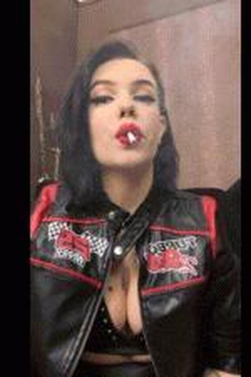 Instructing You - Screenshot 1 of 4 - Big Tits
