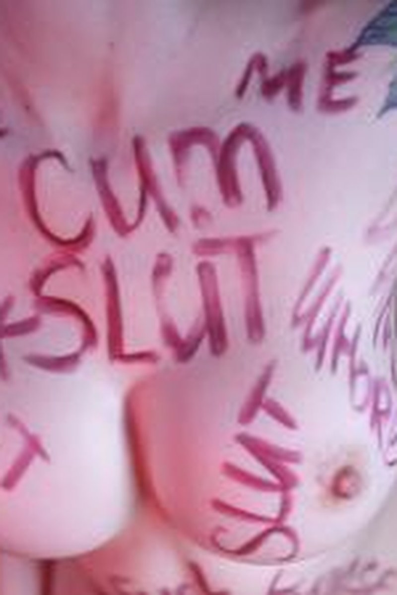 "Use Me..." - Screenshot 1 of 4 - Fetish
